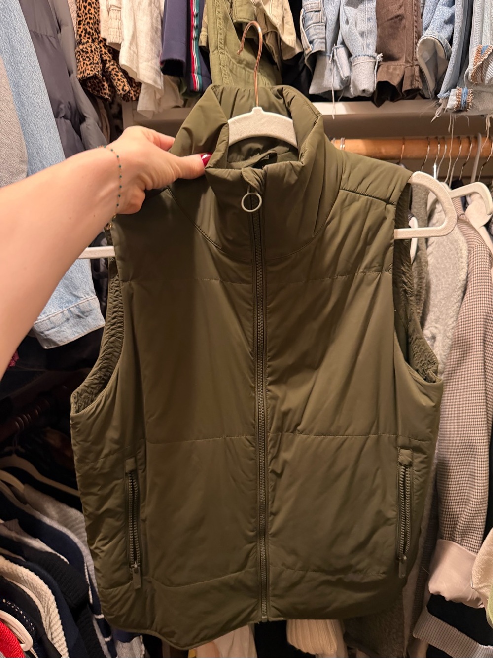 Vuori Olive Green Quilted Sleeveless Vest with Ring-Zip
